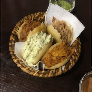 Ración De Mini Arepas Surtidas (4 Uds.)