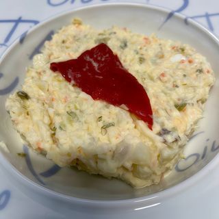 Ensaladilla de Merluza y Gambas