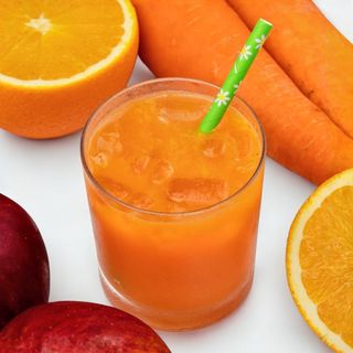 Jabuka, pomorandža i šargarepa 0,33l