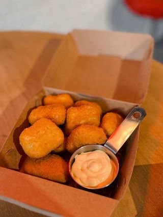 Нагетси (230г)