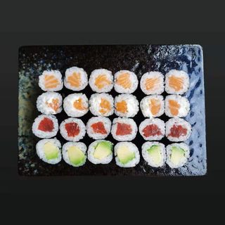 On Makinoris 9 (24 Pzs.)