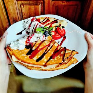 Naleśniki domowe z serem 2 szt.