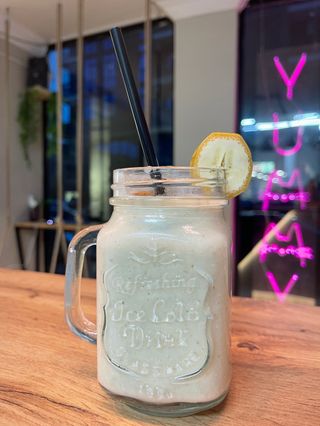 Banana Oatmeal Smoothie 