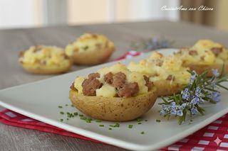 Porzione hamburger e patate