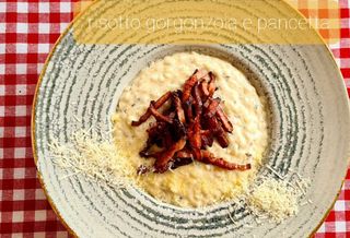 Risotto arborio con gorgonzola e pancetta e trufe