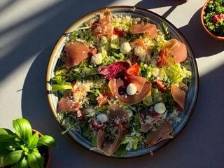 Салат з Прошутто (230g)