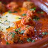 Tajine de viande hachée aux œufs 