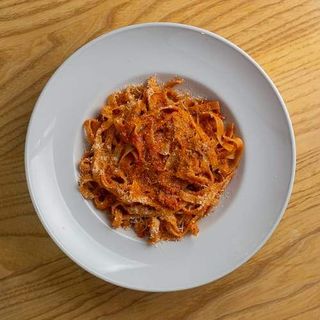 Amatriciana pasta velika porcija