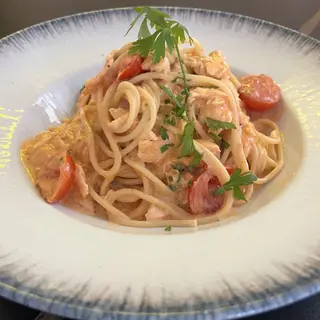 PENNE AL SALMON