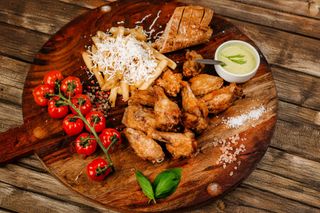 Meniu aripioare pui la ceaun