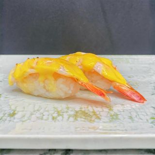 Nigiri de gamba flameado