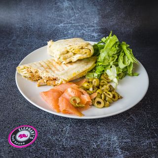 Losos & kraba sticks wrap