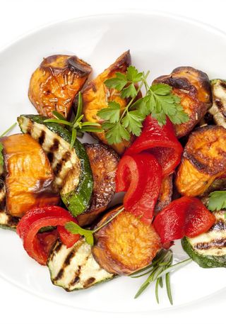 Parrillada De Verduras con Romescu