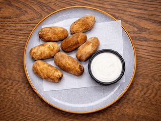 Пиріжечки крафтові з м'ясом курки