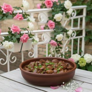 FICATEI DE PUI LA TIGAIE TRAȘI ÎN VIN