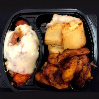 Plátano Frito, Yuca Frita + Carne + Bebida