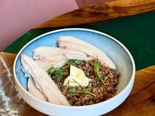Каша гречана з курячим філе су-від (250g)