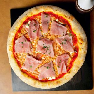 Pizza Enzo (Mediano)