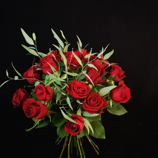 buchet 15 trandafiri rosii