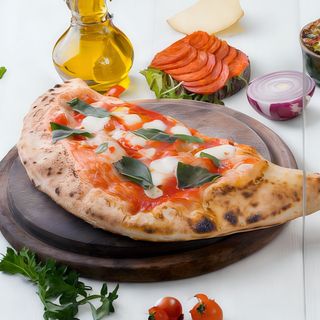 Pizza Calzone Prosciutto (32 Cm.)