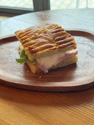 Focaccia mortadella & buratta