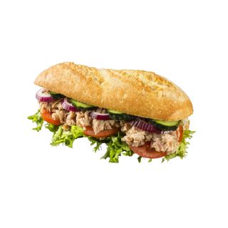 07 Bocadillo De Atún Con Ensalada