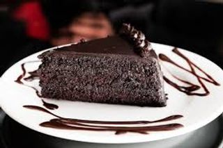 Tort de ciocolată  Casa Rustic