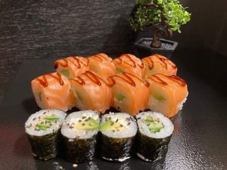 САКЕ сет -12 хапки (300г)