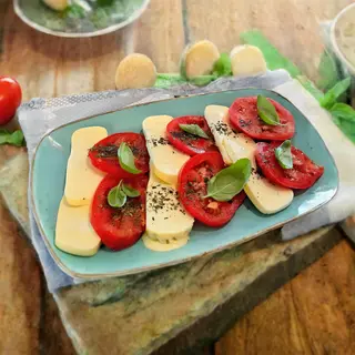 Salata Caprese