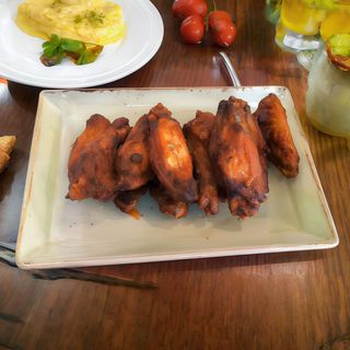 255 - Alitas de pollo frito (6 uds)