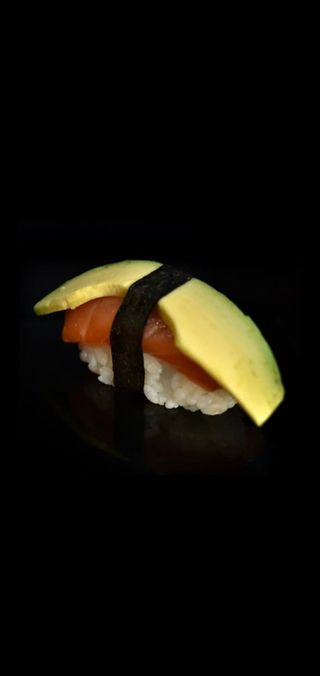 Nigiri De Salmón Y Aguacate (1 Pzs.)