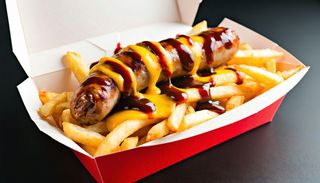 Patatas Frankfurt (ración)