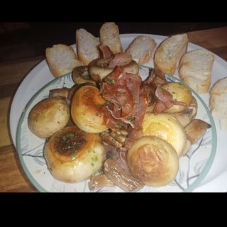 Champiñones salteadas con jamon