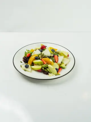 Салат с Ягодами (350г)