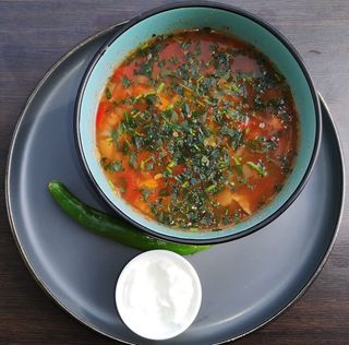 Ciorba de pasare, ardei iute