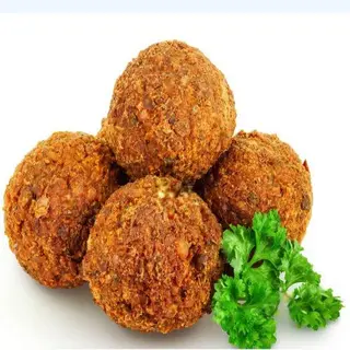 47. Falafel Con Patatas Fritas , Ensalada 