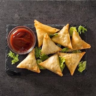 Samosa Veg / Meat / Chicken 3 PCS