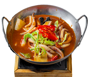 115. Calamari piccanti in padella di fuoco