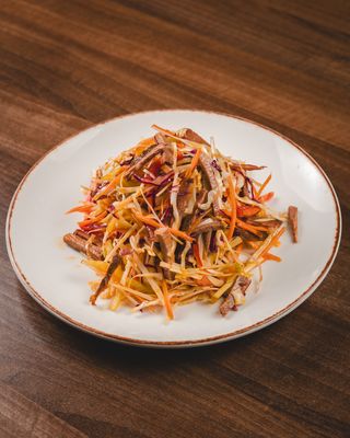 3. Ljuta salata sa govedinom