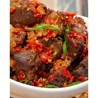 Spicy goat meat (2 pcs)