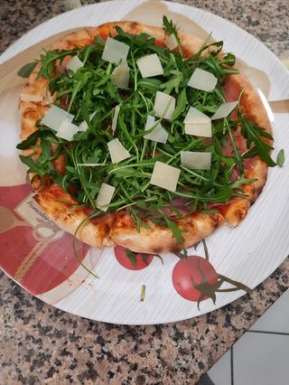 11-Pizza crudo e rucola