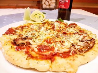 Bezglutenska Capriciosa pizza