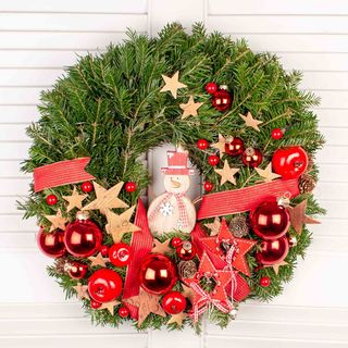 Coronita de usa cu globuri si stele