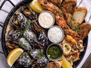 Сет з морепродуктів з аргентинськіми креветками 1,5 кг. (1500g)