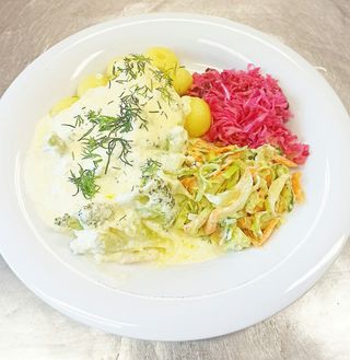 Pierś z kurczaka w brokułach