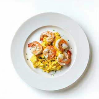 124. Plato De Huevo Revueltos Con Gambas