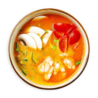 Том ям с креветками