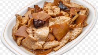 66. Cerdo Con Bambú Y Setas Chinas