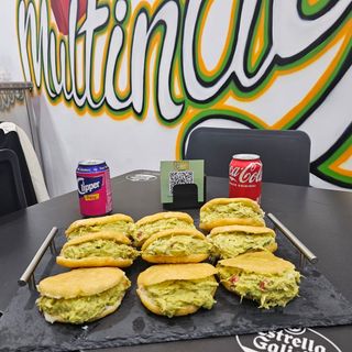 Arepa Reina Pepiada