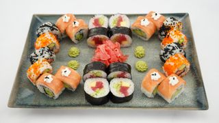 Kitana set 24 komada